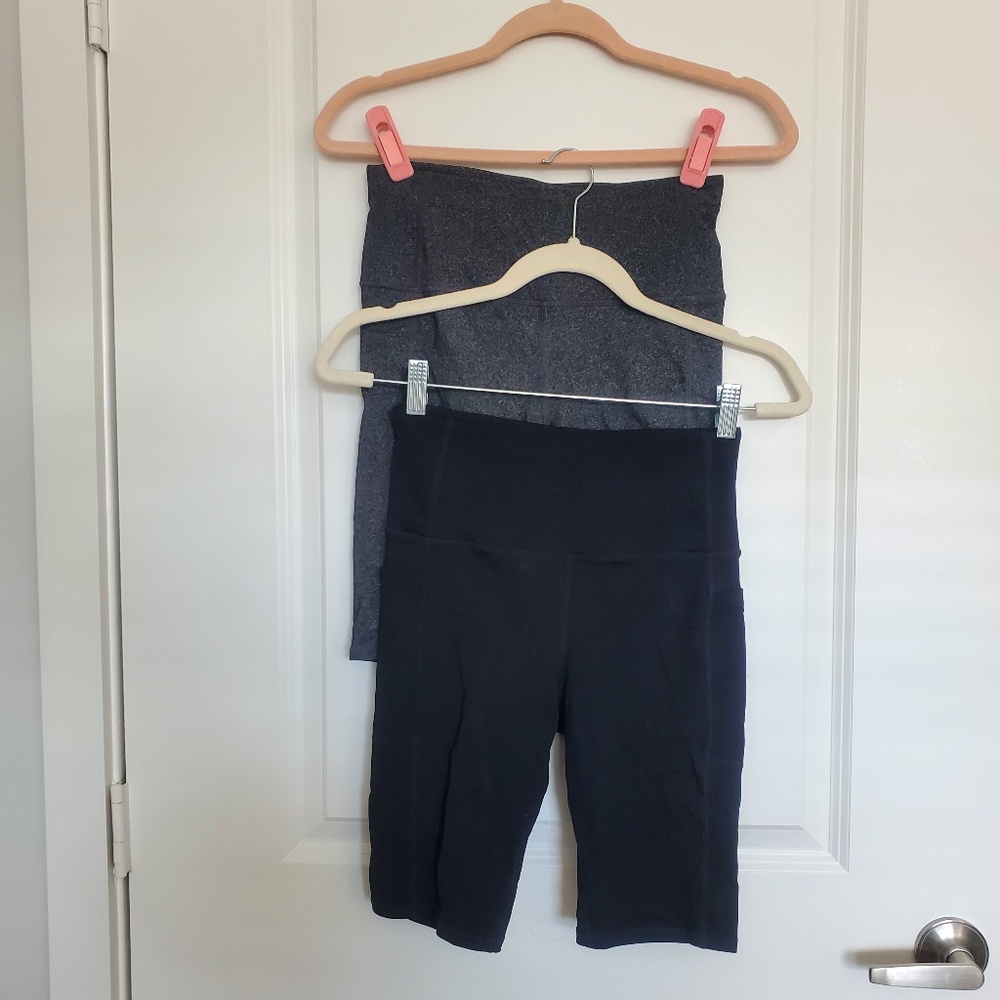 BUNDLE 2 PCS SKECHERS BIKER SHORTS SIZE S/M